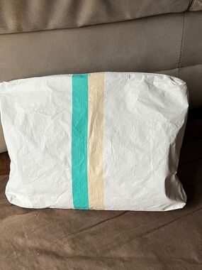 ALOHA Collection pouch